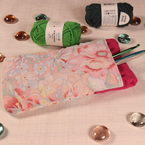 Etui fleuri rose