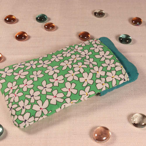 Etui fleuri vert