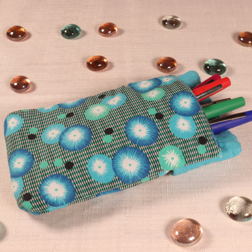 Etui fleuri bleu