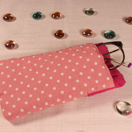 Etui à pois roses