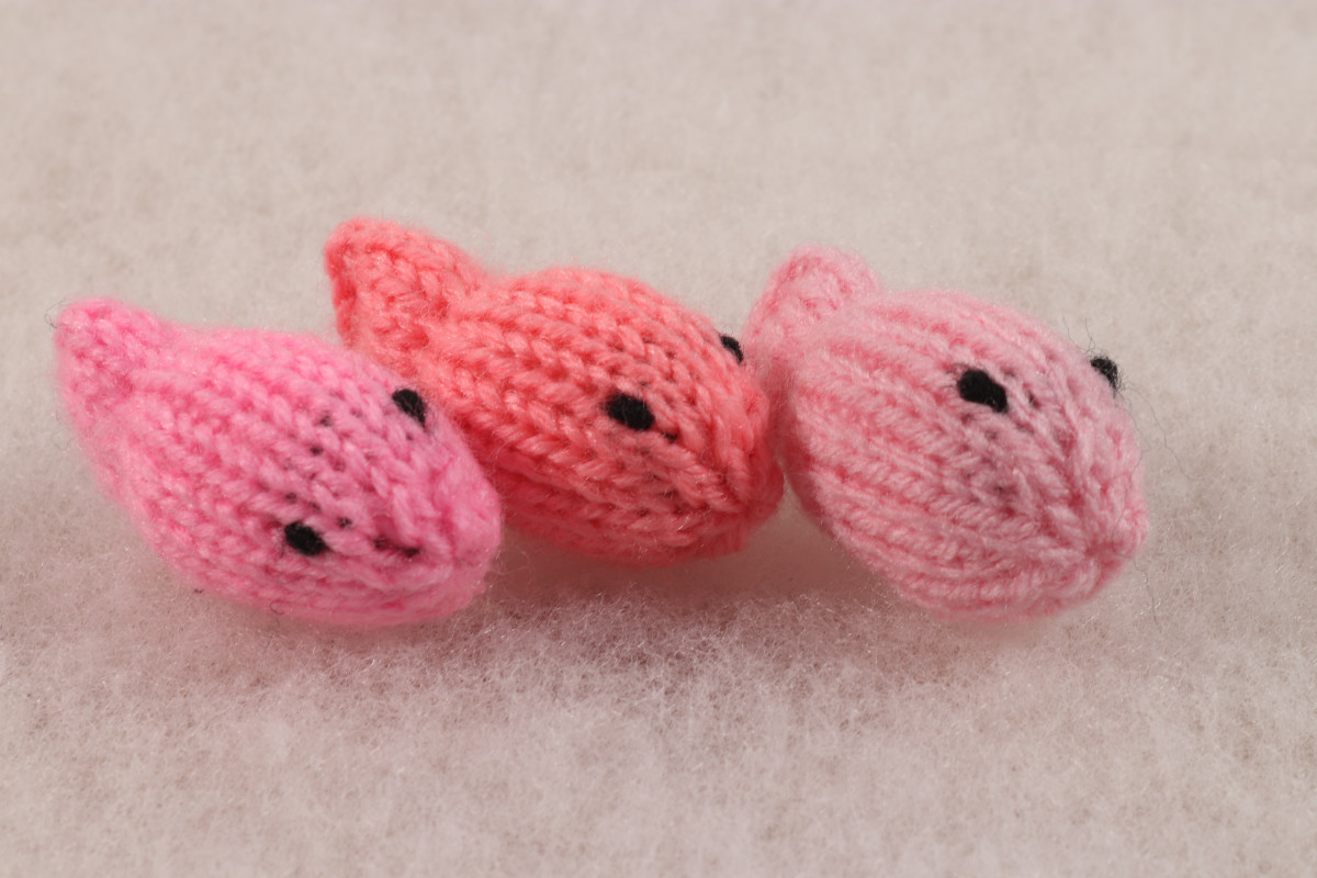 Petit poisson jouet pour chat Pivoine Petit poisson jouet pour chat Pivoine