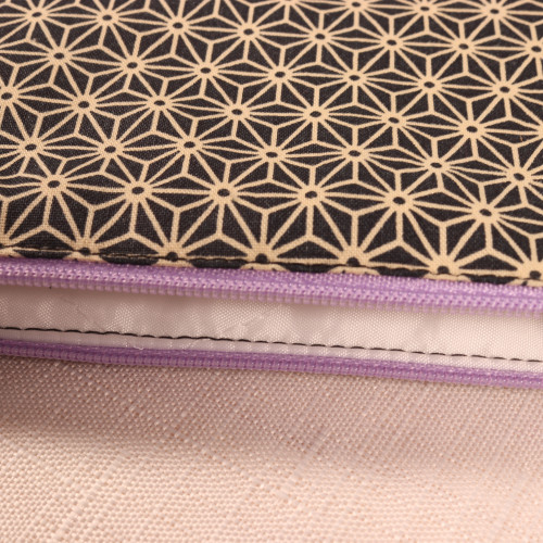Pochette rembourrée grand format – 23x19 cm – tissu upcyclé