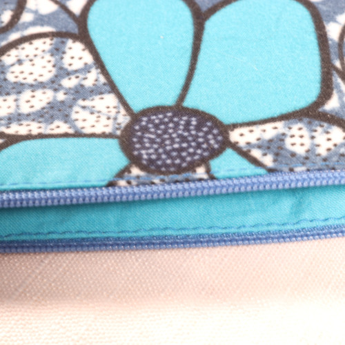 Pochette moyen format – 18x13 cm – tissu upcyclé