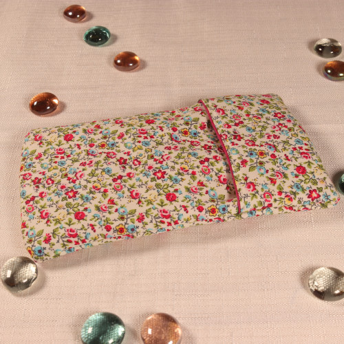 Etui fleuri