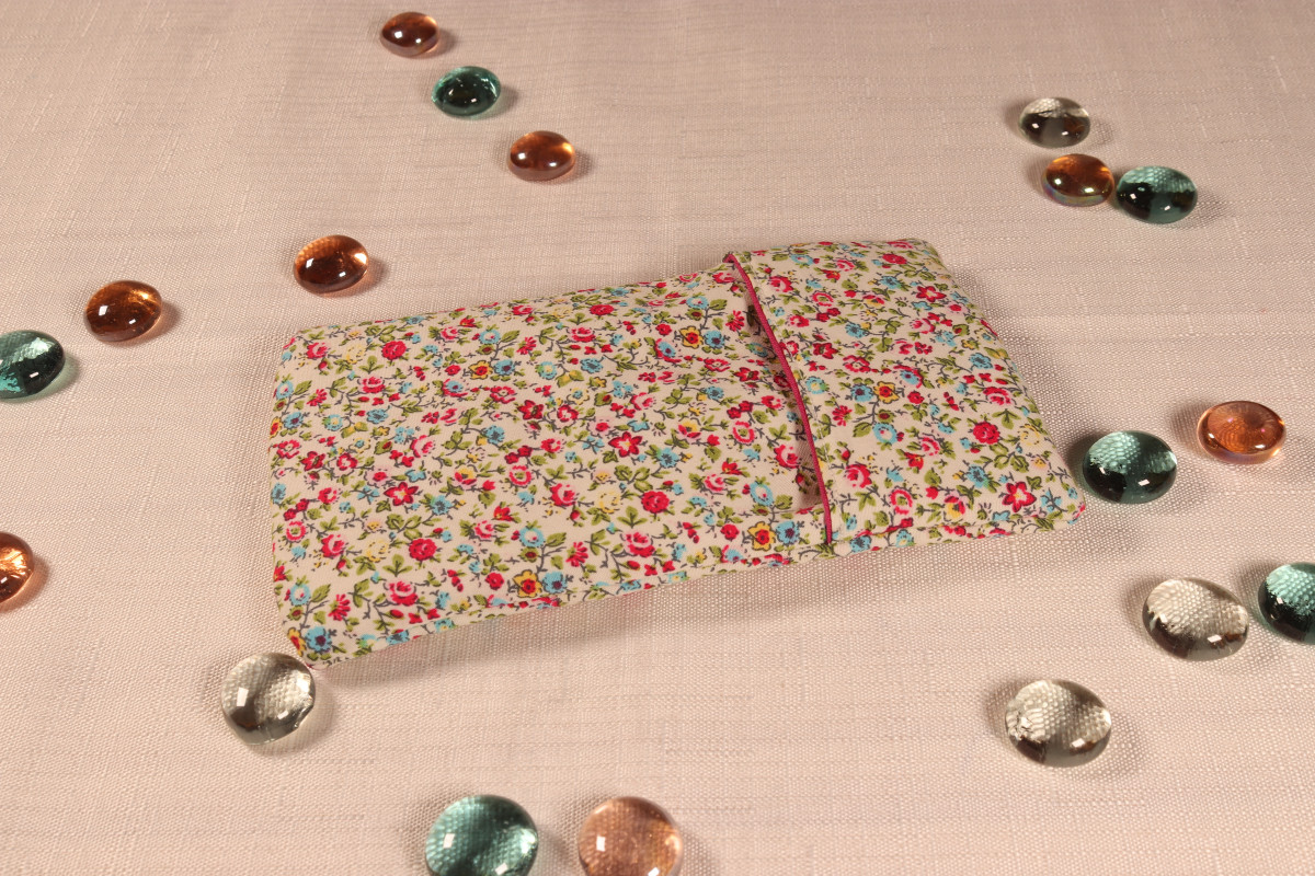 Etui fleuri