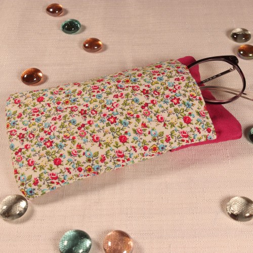 Etui fleuri