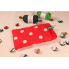 Etui à pois rouges