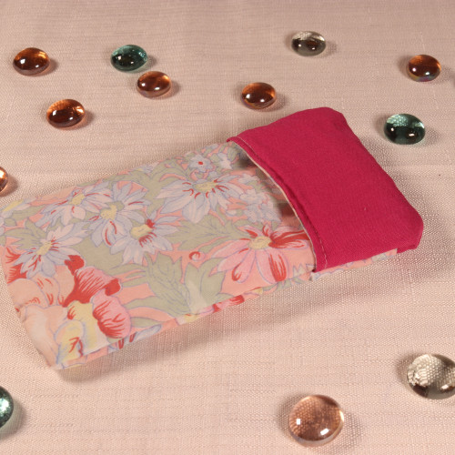 Etui fleuri rose